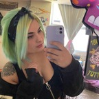 sandyblux Profile Picture